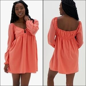 {L} American Eagle Ring Front Long Sleeve Babydoll Mini Dress in Coral